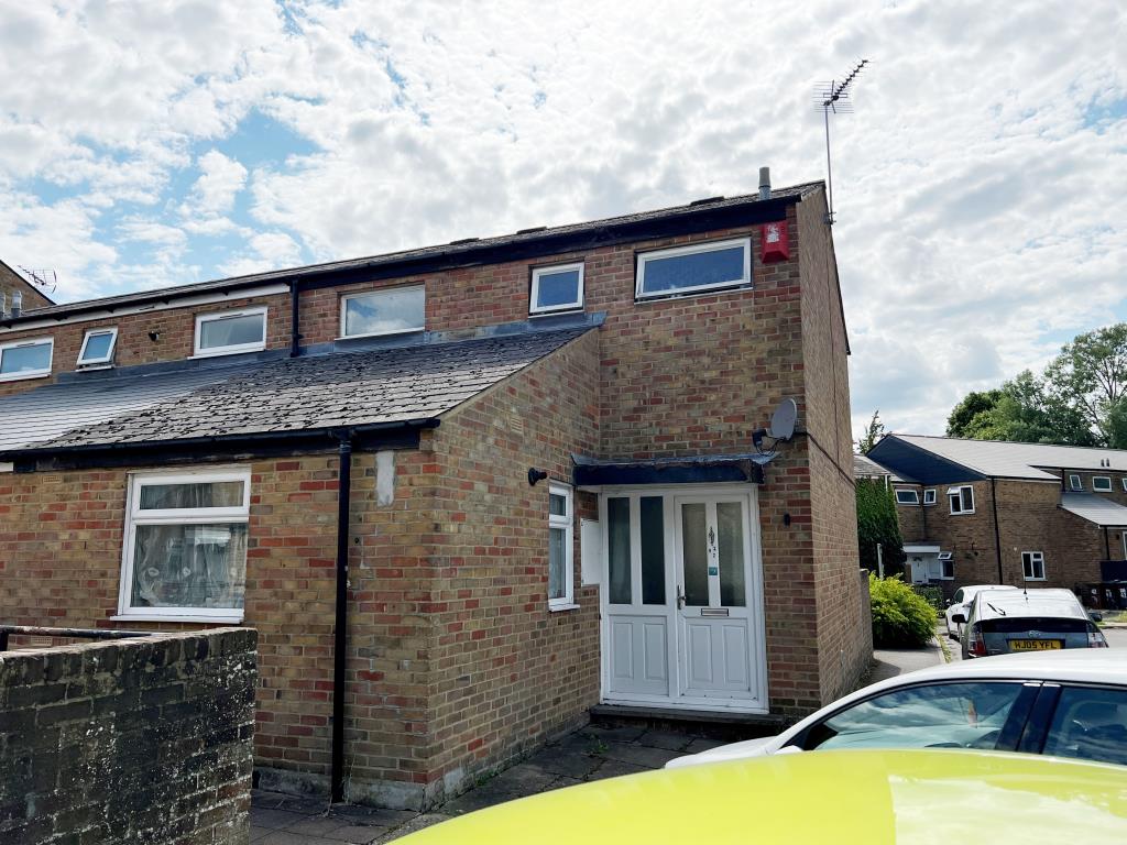 Lot: 86 - FREEHOLD HOUSE FOR INVESTMENT OR OCCUPATION - Two Bedroom House for Sale by Auction Andover Hampshire